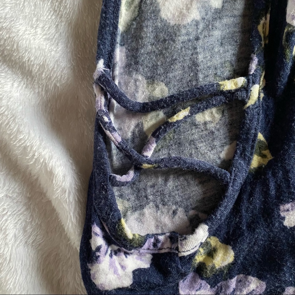 LA Hearts Floral Strappy Muscle Tank, Small - Picture 7 of 10